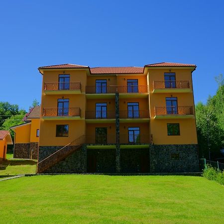 Vovk Gasthaus Syňak Exteriér fotografie